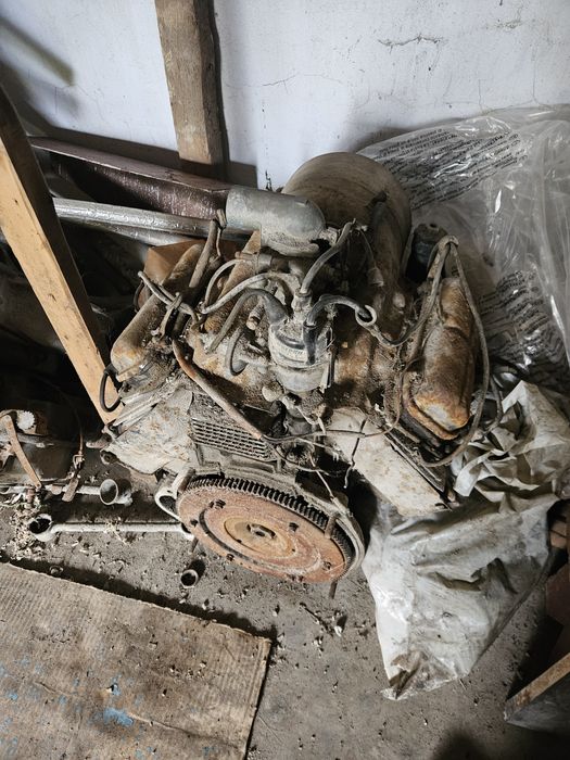 Двигун заз 986, прокручується