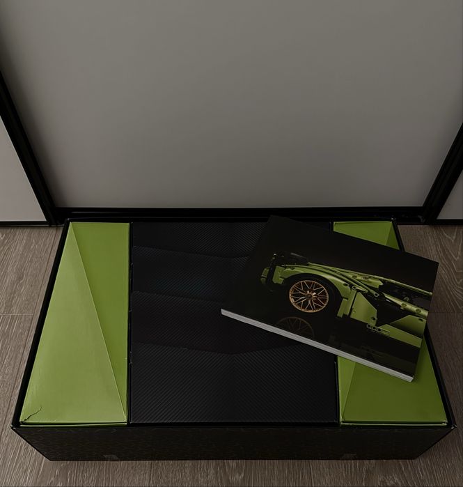 Конструктор LEGO® Technic Lamborghini Sián FKP 37