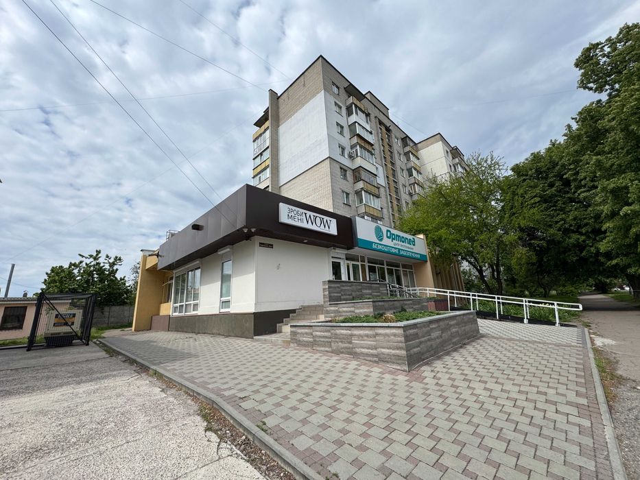 Приміщення в центральній частині, перетин вул. Грушевського-Надпільна