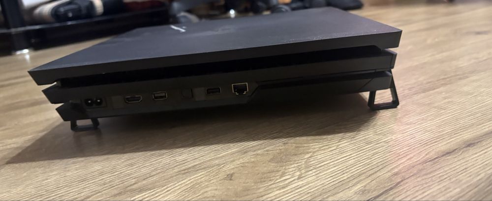 Playstation 4 Pro 1TB