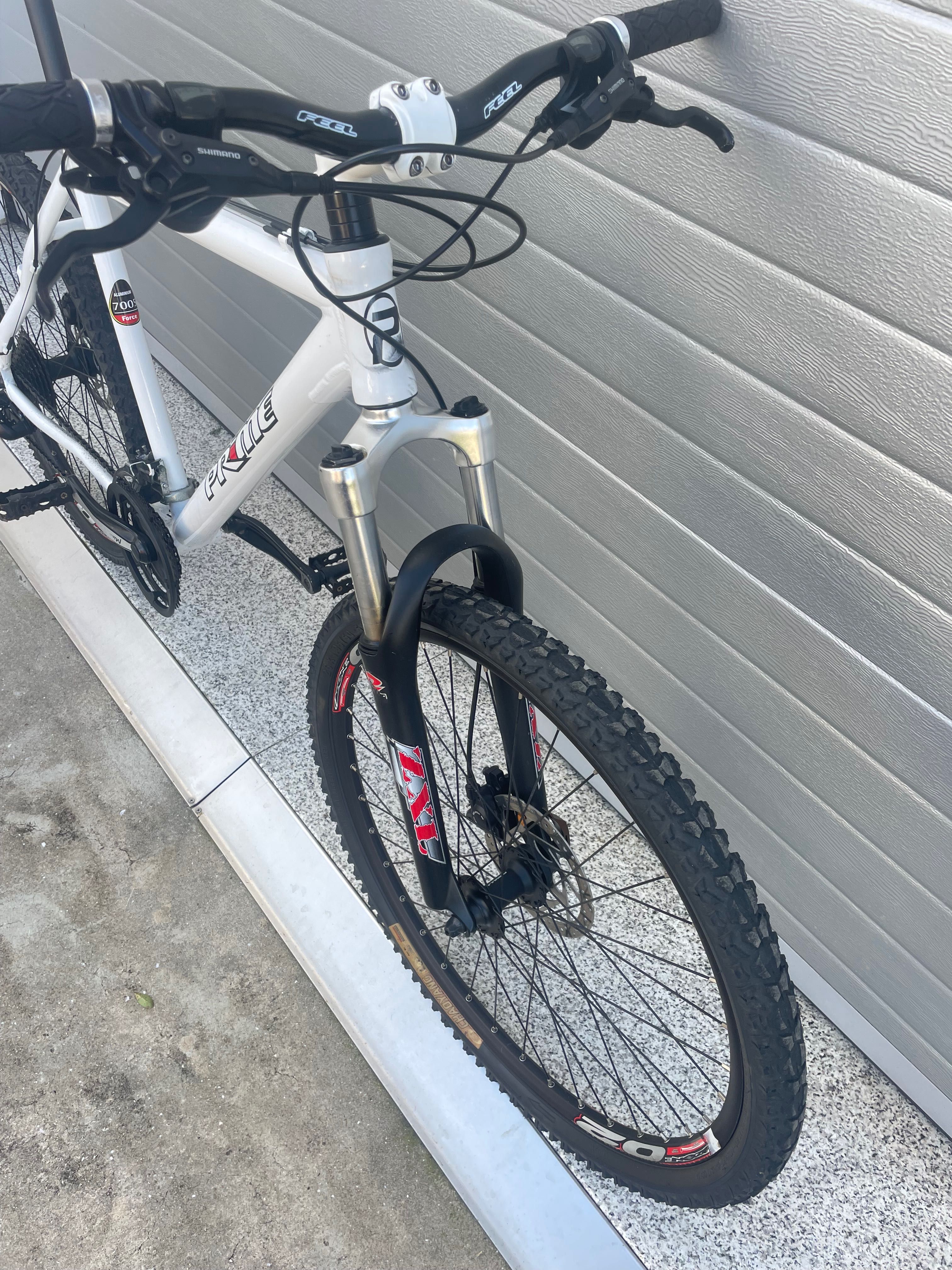Bicicleta Prime em ótimo estado