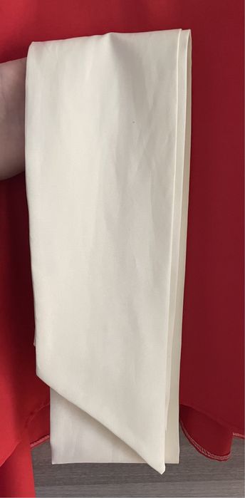 Вишите плаття.