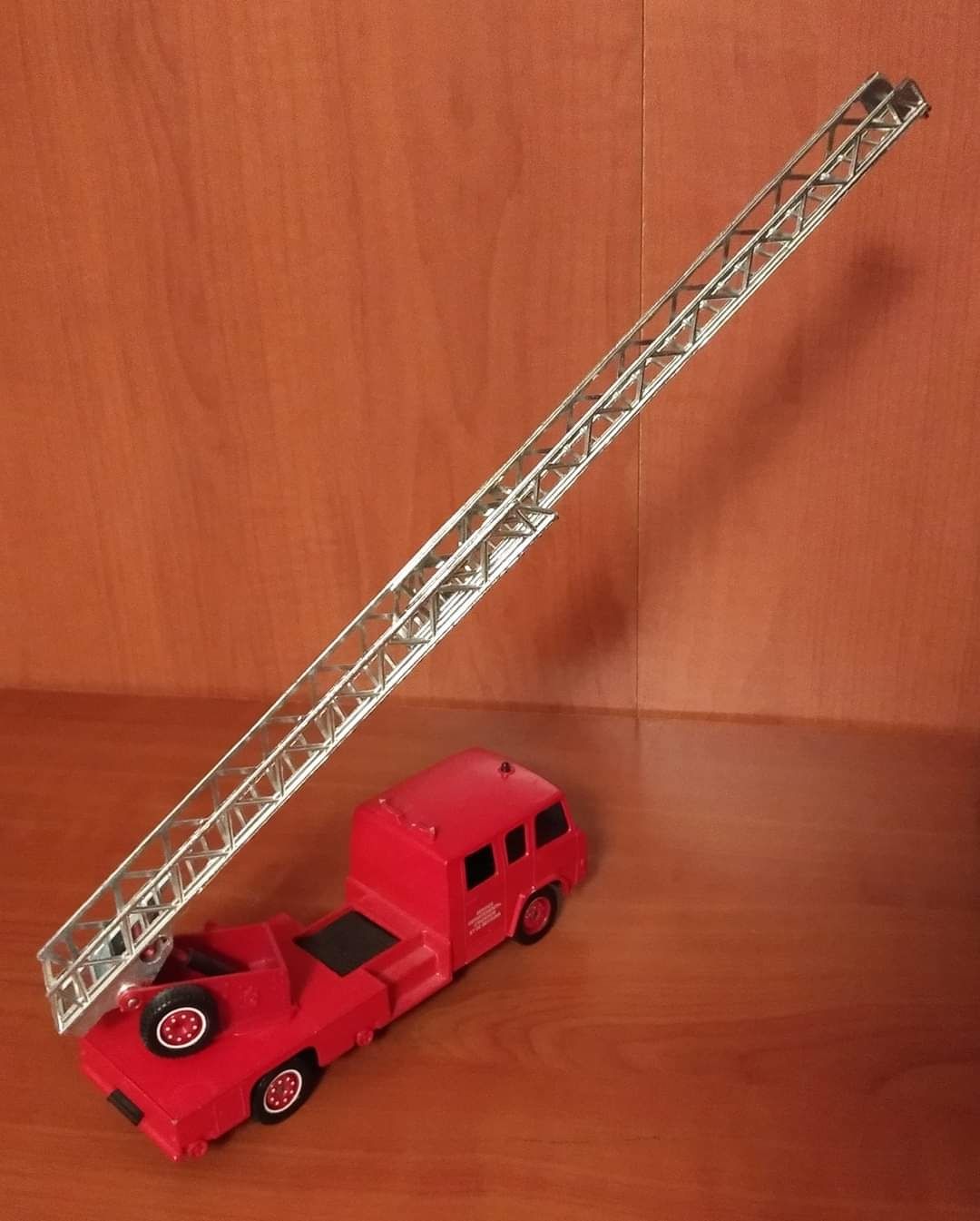 Miniatura antiga - Berliet 770 KE Camiva - Solido