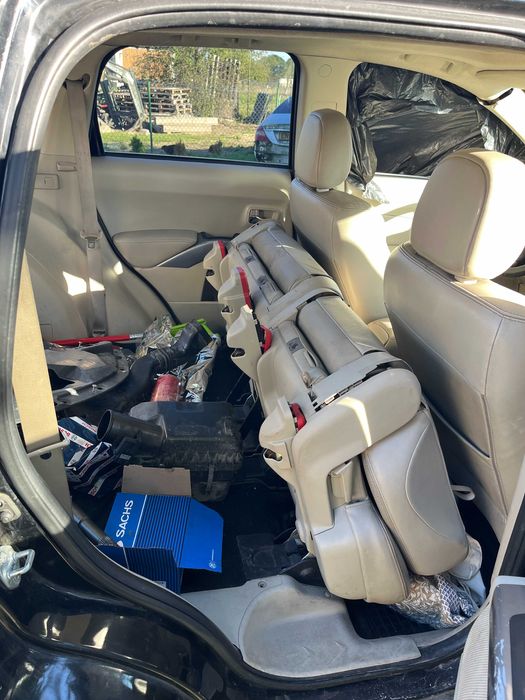 Sprzedam Samochód w całości Mitsubishi Outlander niesprawny
