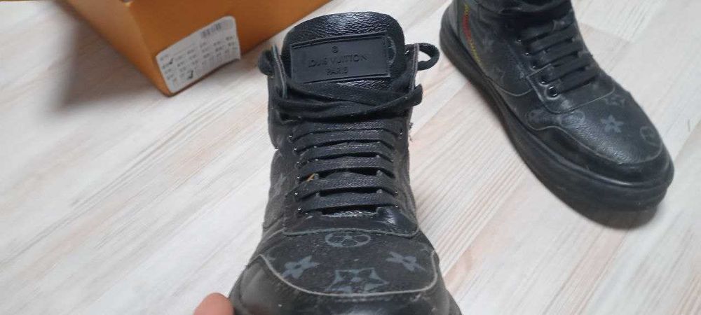 Louis Vuitton 40р (26см по устілці)