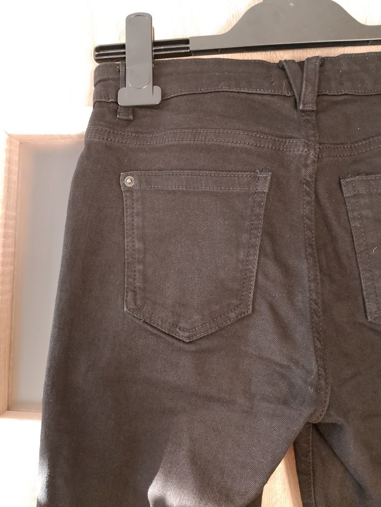 Jeansy Reserved rozm 146