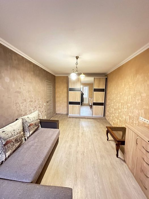 Здам однокімнатну квартиру по Грушевського