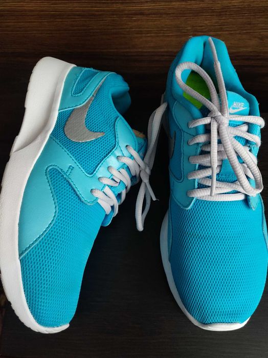 Кроссовки Nike free сетчатые р. 38 стелька 24,5 очень яркие, бирюза