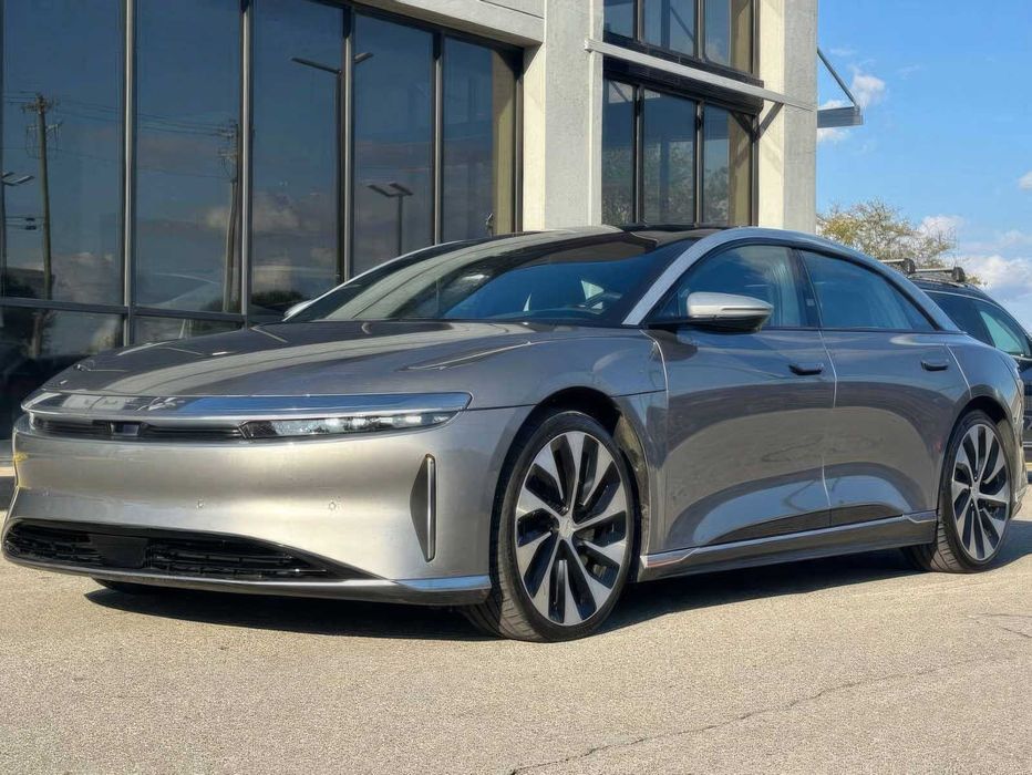 Lucid Air Grand Touring      2022