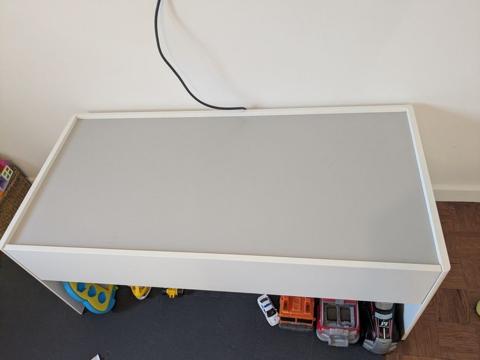 Mesa brincar IKEA