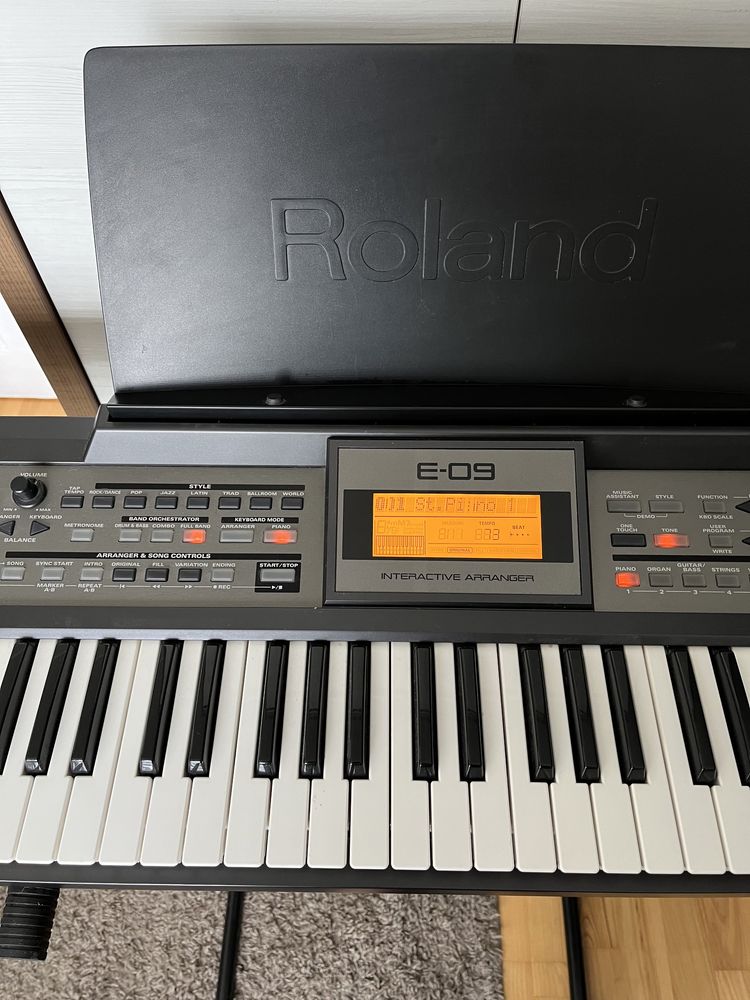 Roland e-09, keyboard, instrument klawiszowy + statyw + pokrowiec