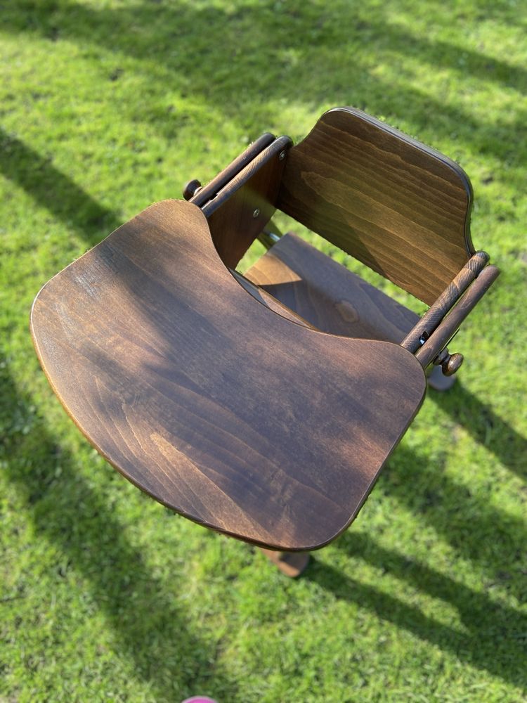 Drewniane ekskluzywne  krzesełko do karmienia Fameg
