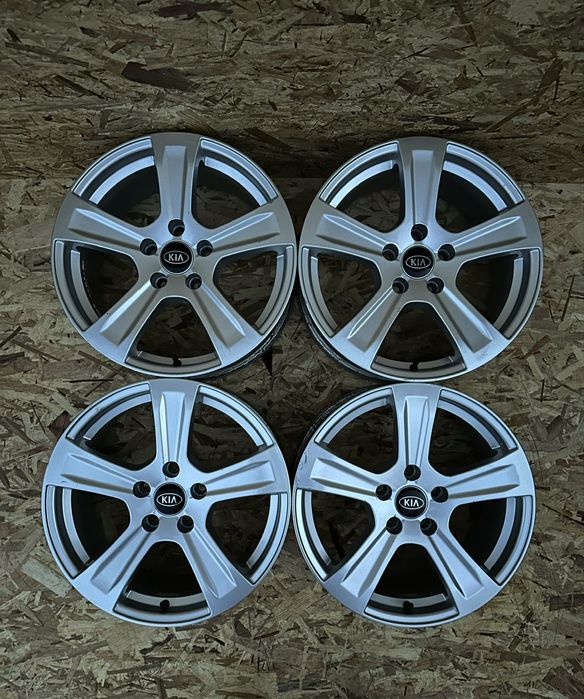 Диски5/114.3 R17 ET38 ЦО(діа)67.1 титани диски