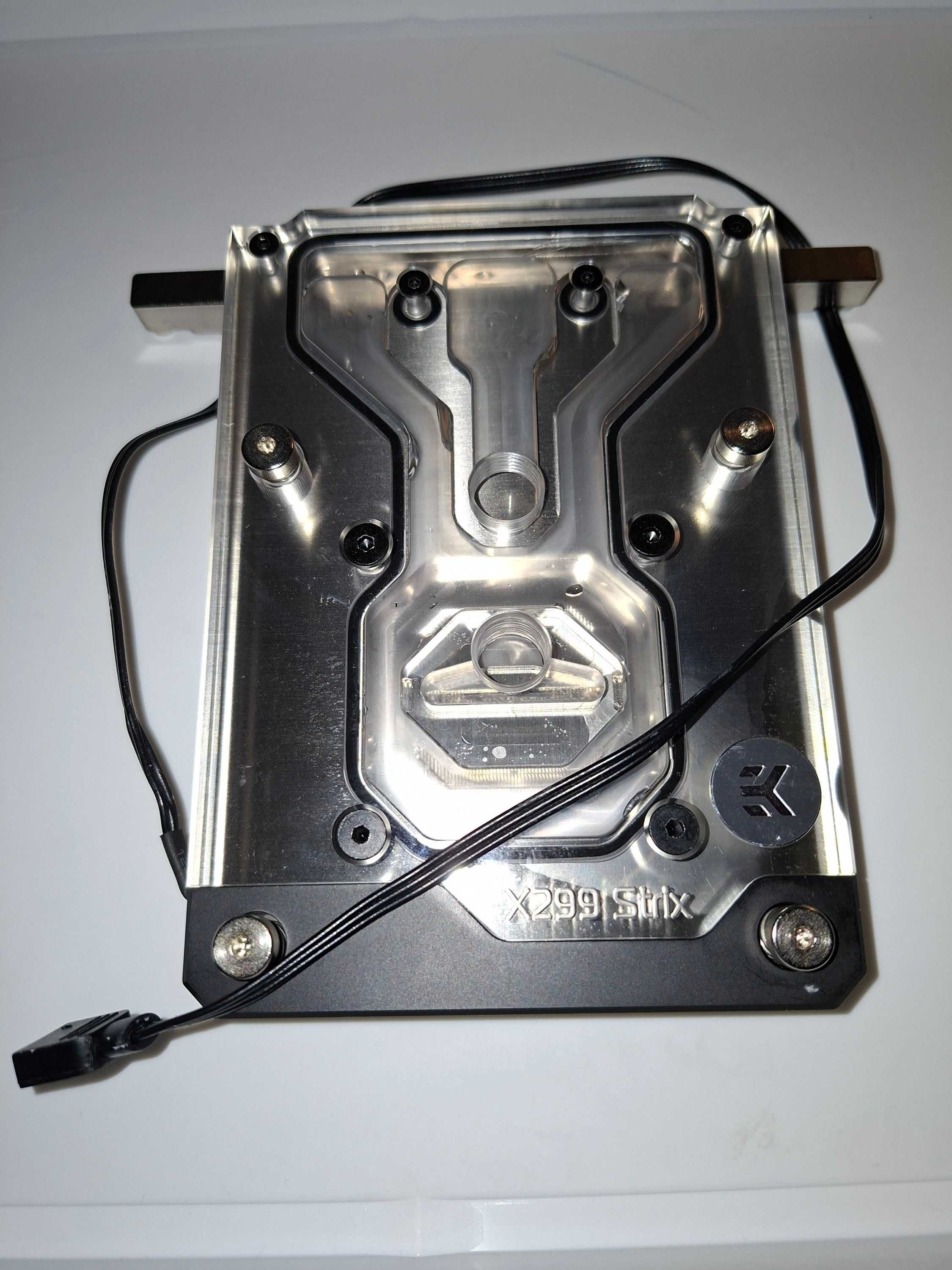 Bloco de Agua CPU EK Waterblocks X299