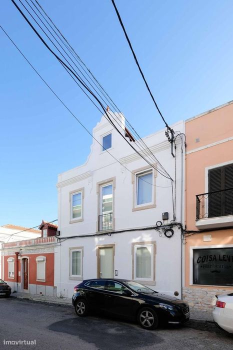 Prédio, Trafaria, Almada