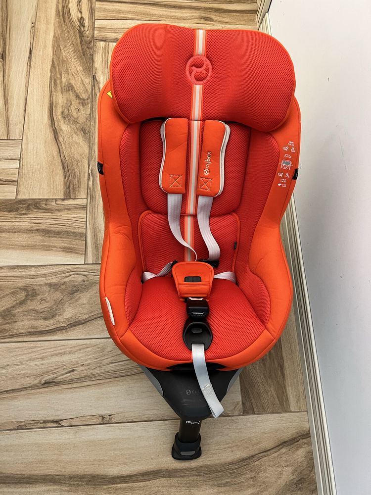 Автокрісло Cybex Gi i-Size Plus | Hibiscus Red | 1 рік користуванні