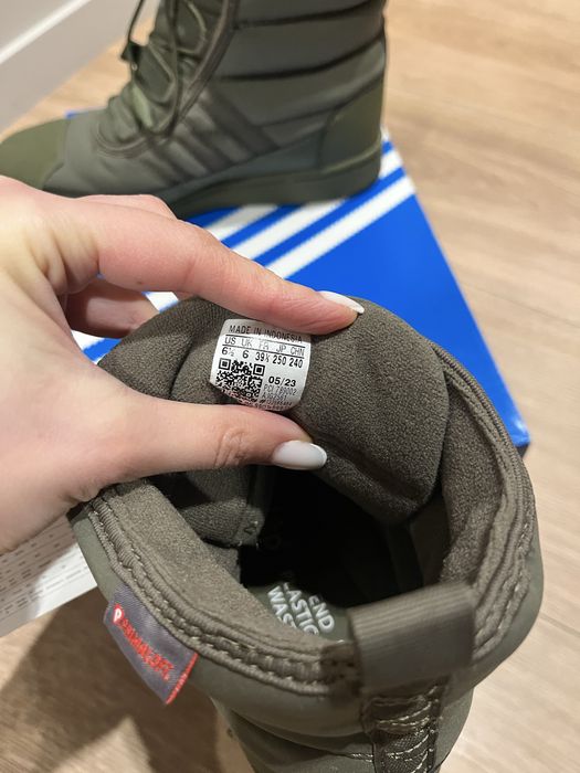 Зимові нові черевики Adidas