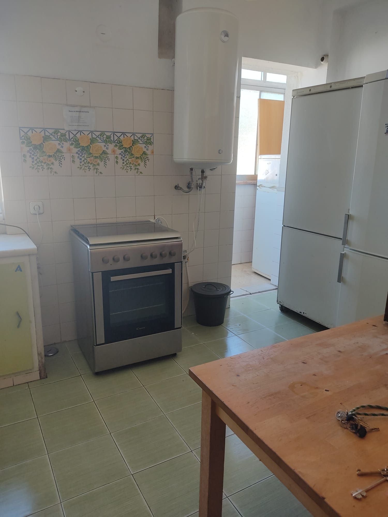 Quarto Duplo duas camas individuais sem caução Olivais Sul