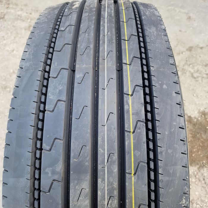 Opona prowadząca  385/65 R22.5 ADVANCE GL256F