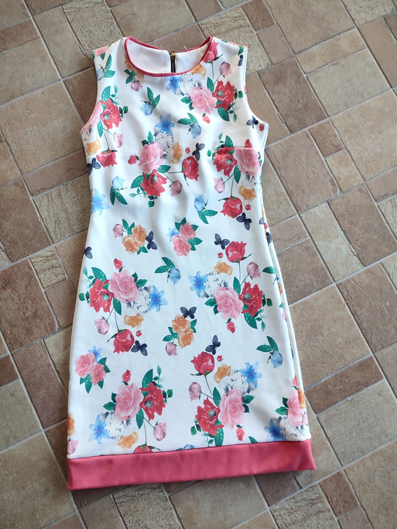 Zara sukienka w kwiaty 36-38