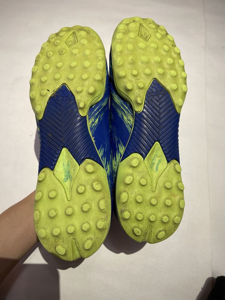 Напів професійні сороконіжки  Adidas Nemeziz 19.3  44