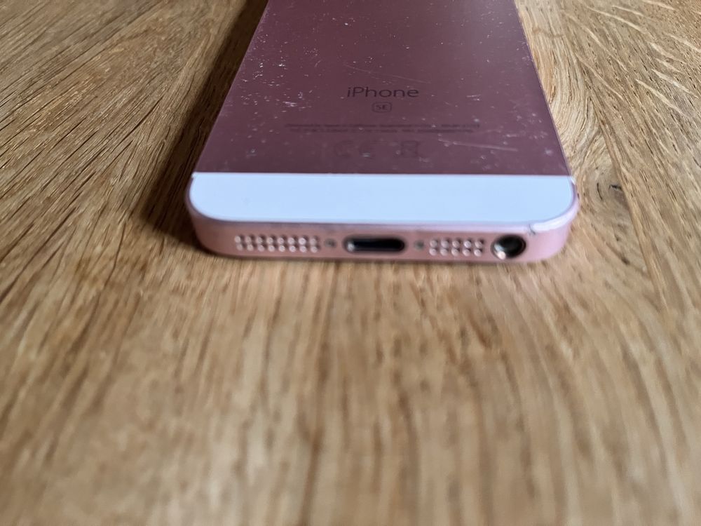 Iphone SE 32GB Rose Gold z 2016