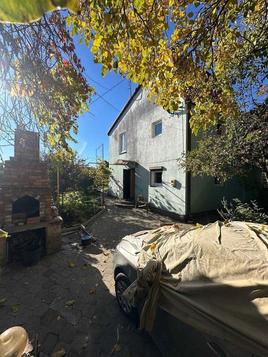 Будинок в Великодолинському