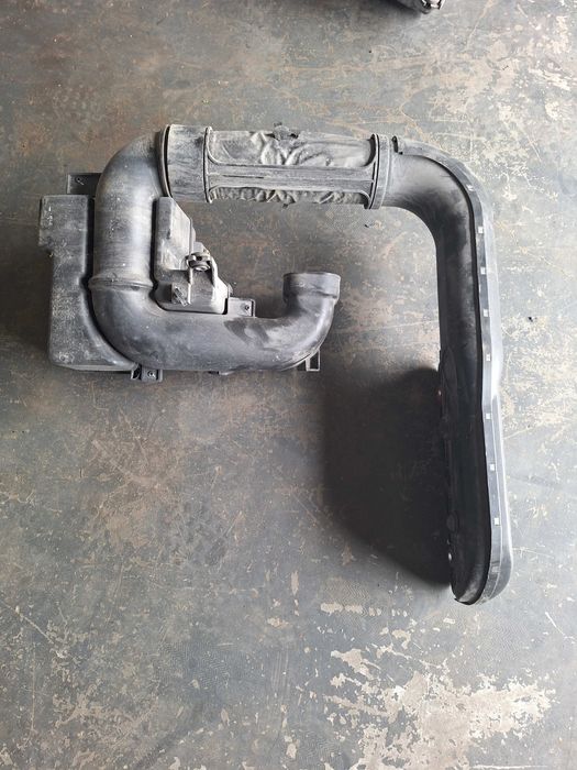 Rezonator powietrza Hyundai i40 1,7 CRDI