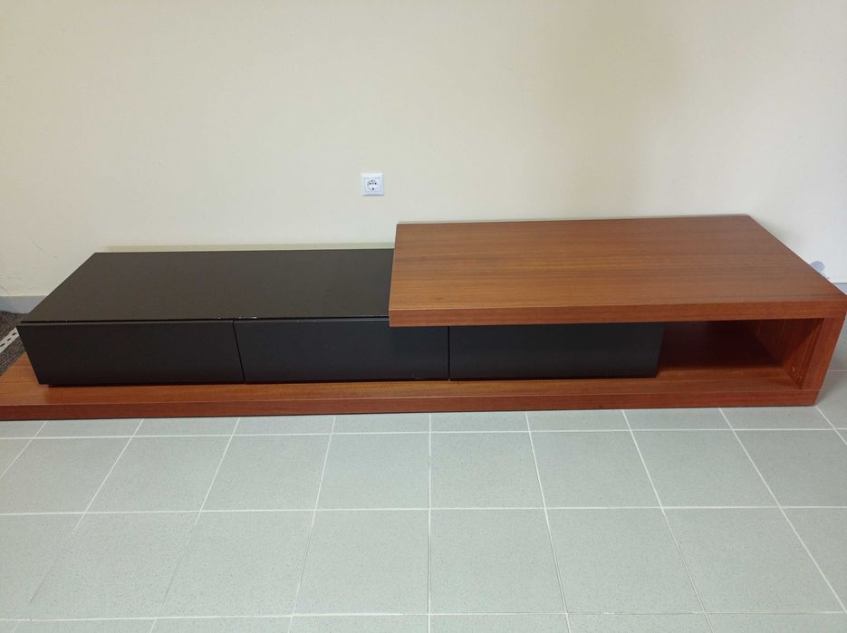 Móvel  madeira para sala de estar