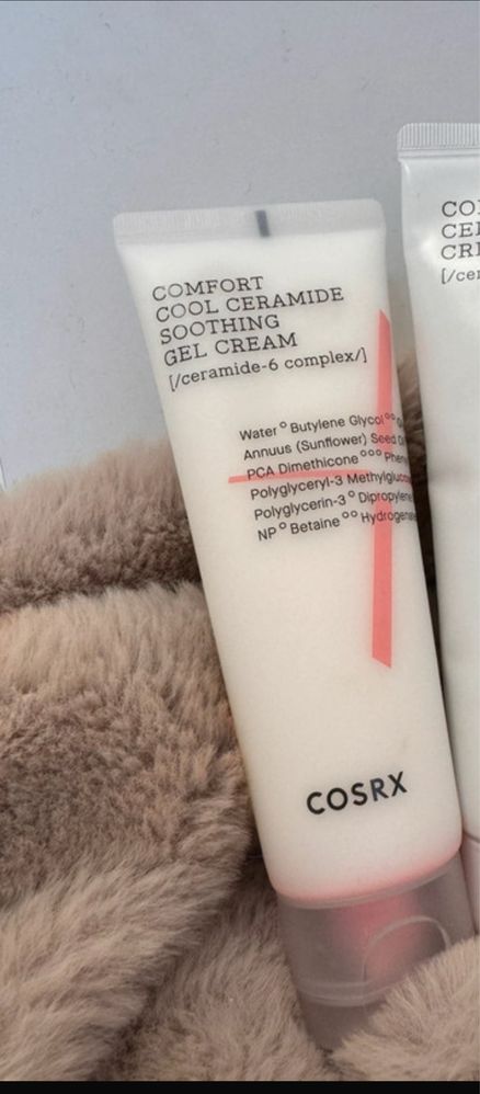 Cosrx comfort cool ceramide soothing gel cream.  krem do twarzy