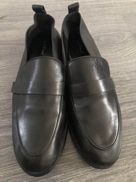 Брендові шкіряні лофери