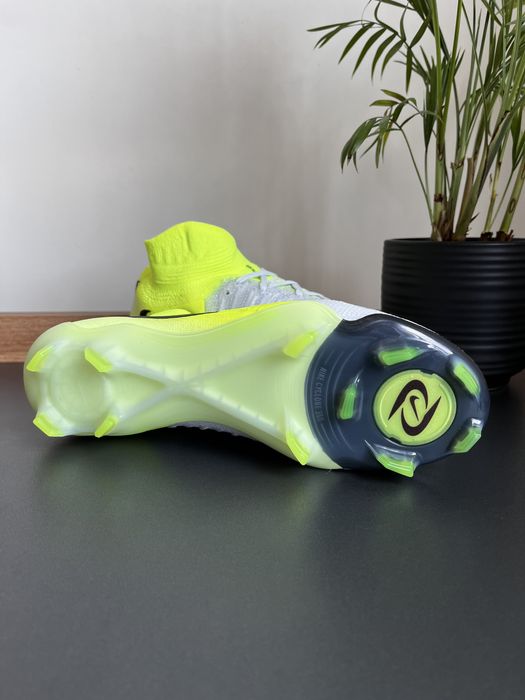 Nike Phantom Luna 2 Elite оригінал бутси розмір 37.5 нові fj2572-003