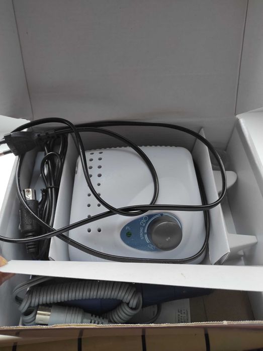 Фрезер для манікюру Strong 210 65 Вт 35 000 об