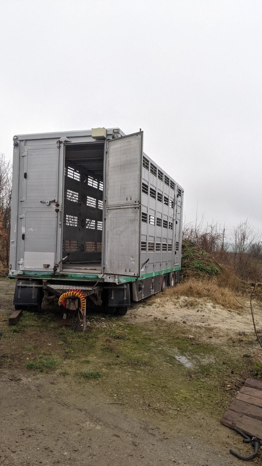 Причеп для перевозки скота