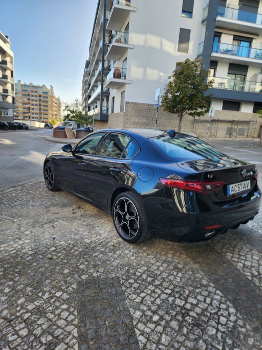 Alfa Romeo Giulia Q4 motor 2.2 210cv ano 2020 apenas 80.000 km naciona