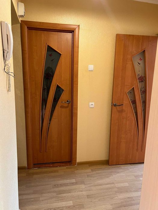 Сдам 1-к квартиру посуточно  ж/м Тополь1/  б.  Космическая, Мечникова