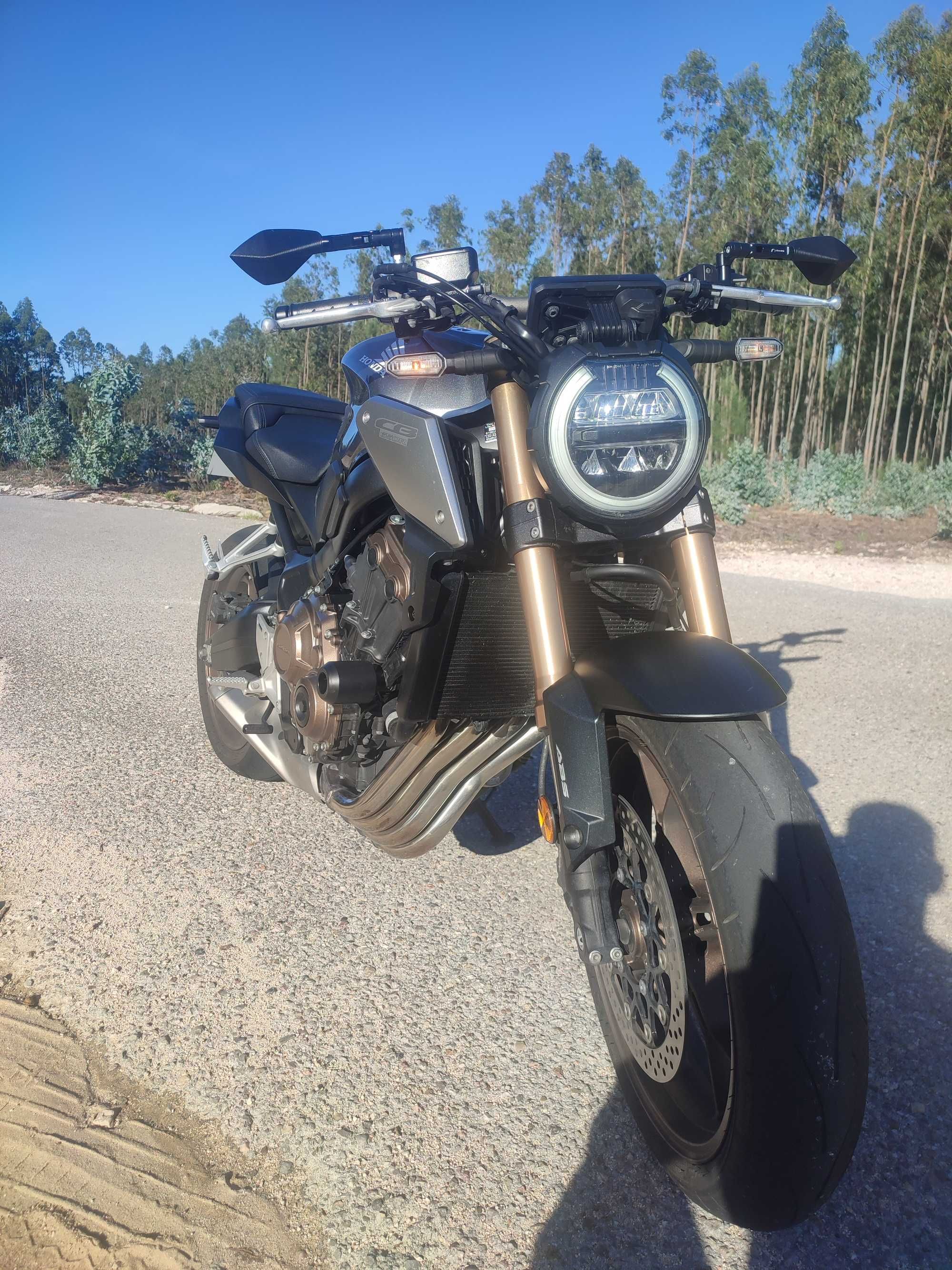 Honda cb650r 2022