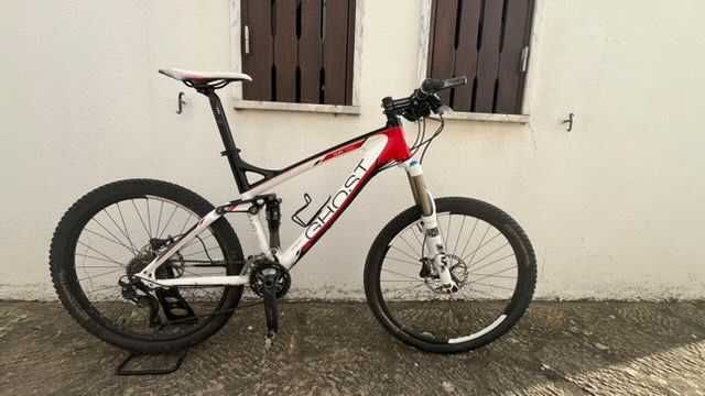 Bicicleta GHOST AMR 7500