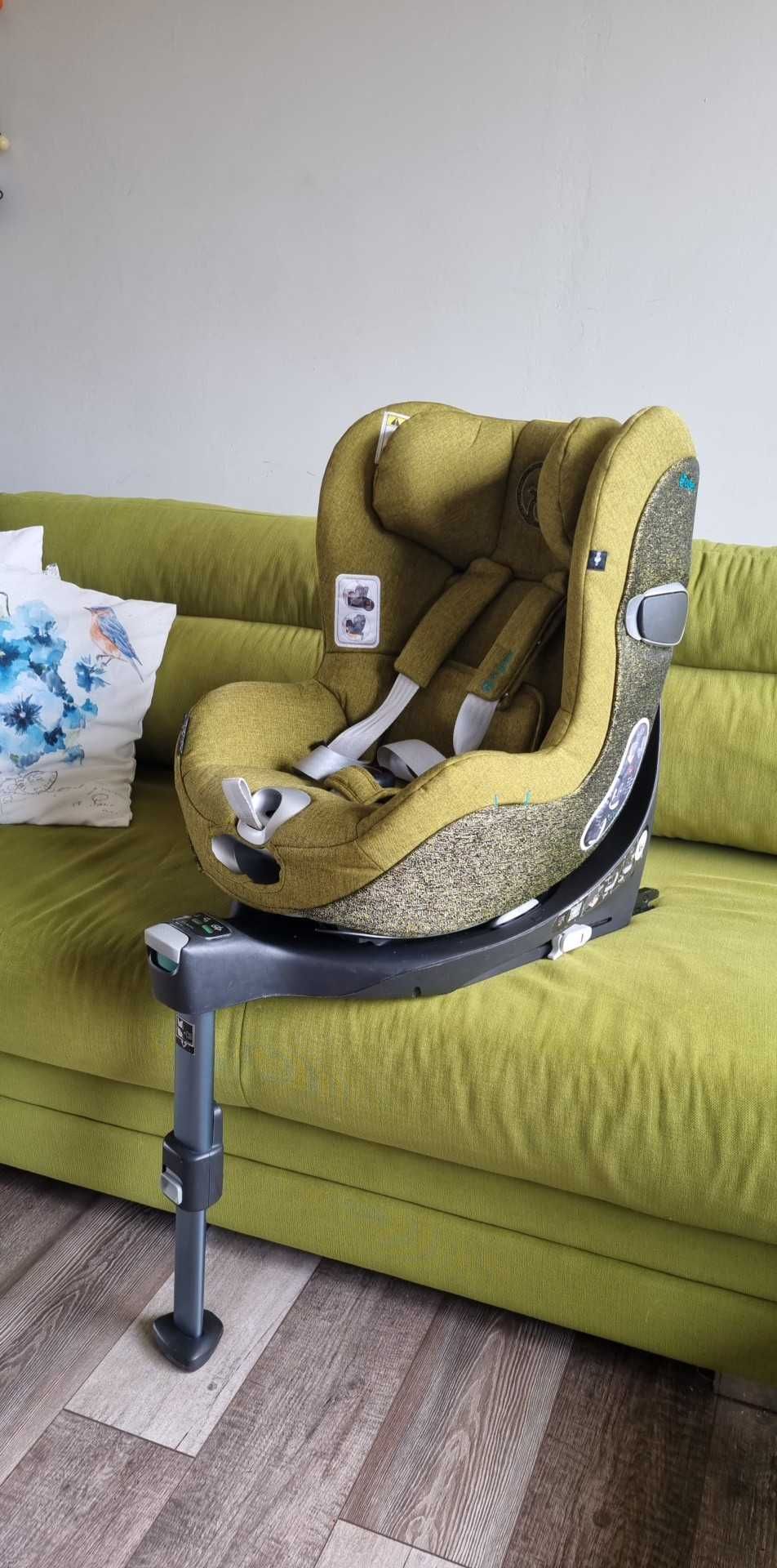 Fotelik Cybex Sirona + baza obrotowa Cybex