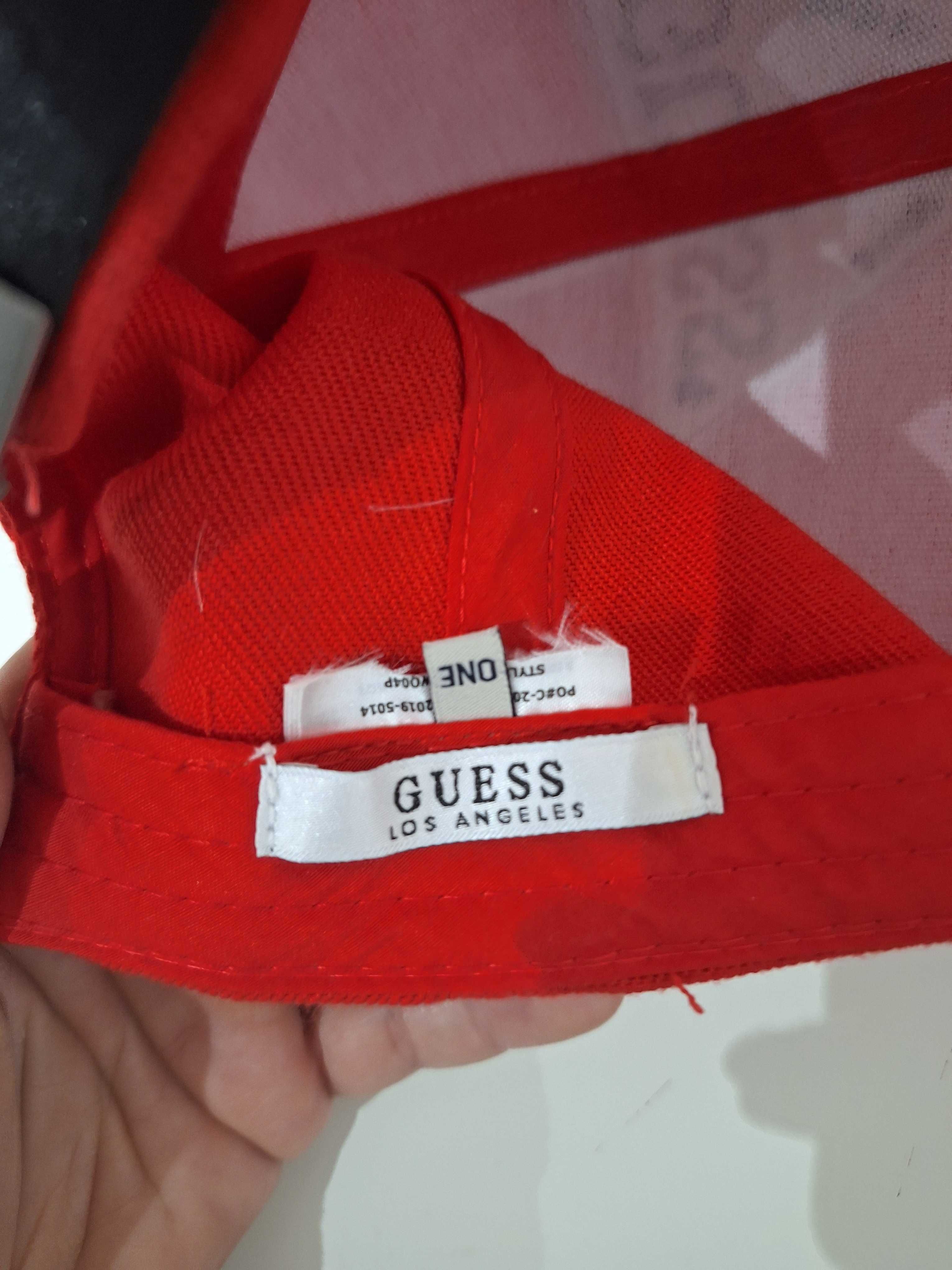 Czapka z daszkiem Guess Oryginalna