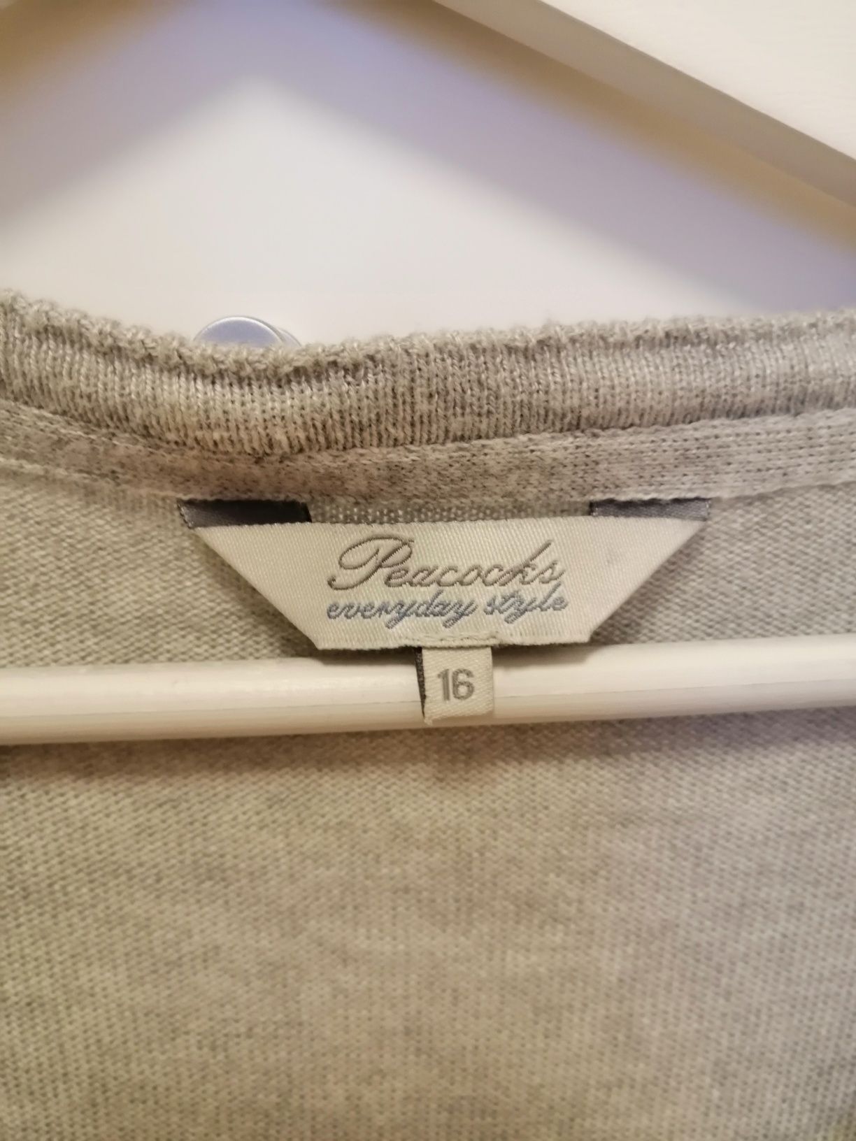 Sweter damski w rozmiarze 44 XL