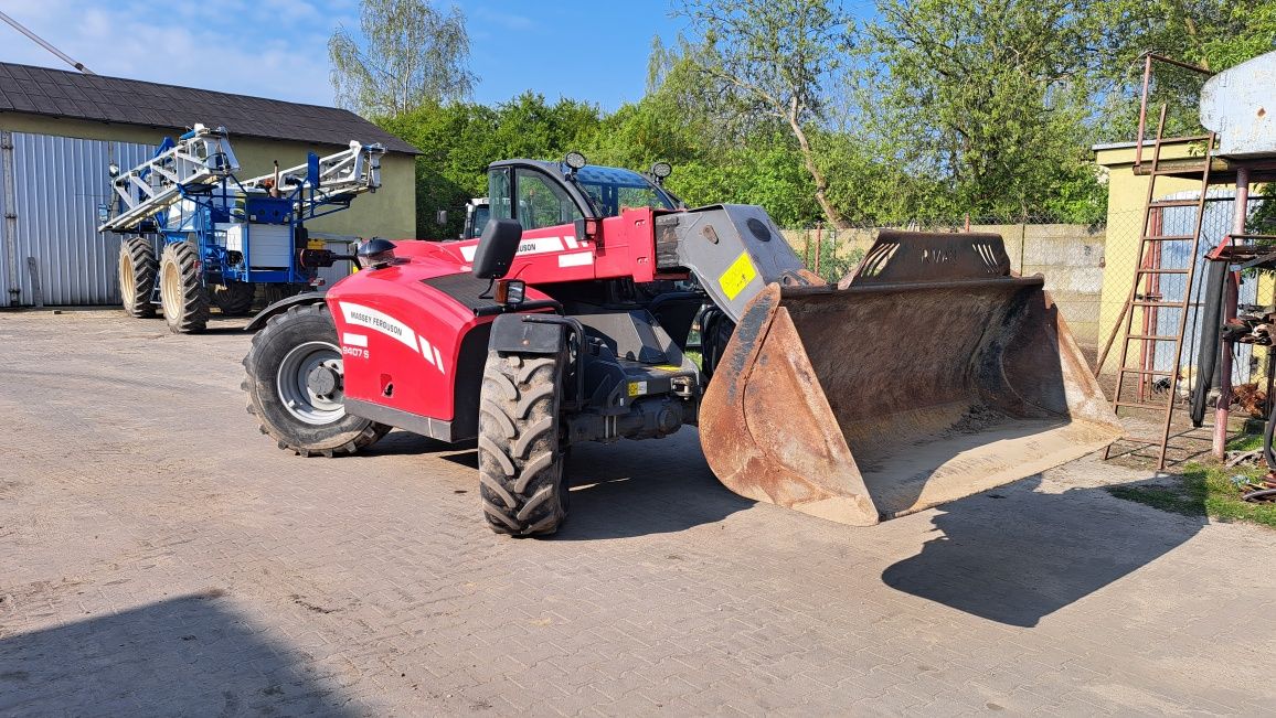 Ładowarka teleskopowa Massey Ferguson 9407 Extra Manitou 733