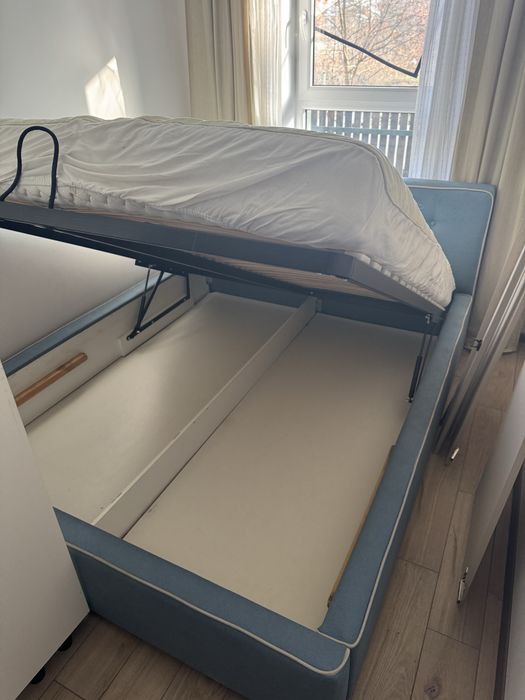 Łóżko z pojemnikiem 180x200