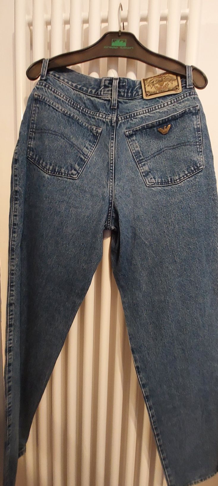 Spodnie Armani MOM Jeans