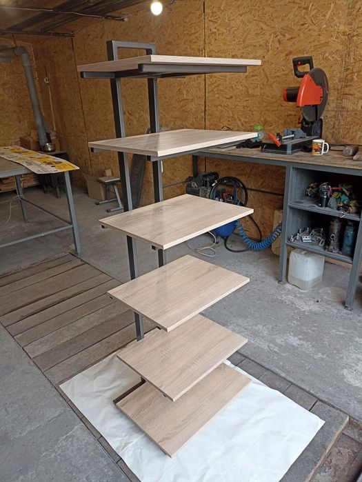 Изготовление стендов.стелажей . рекламные стойки.