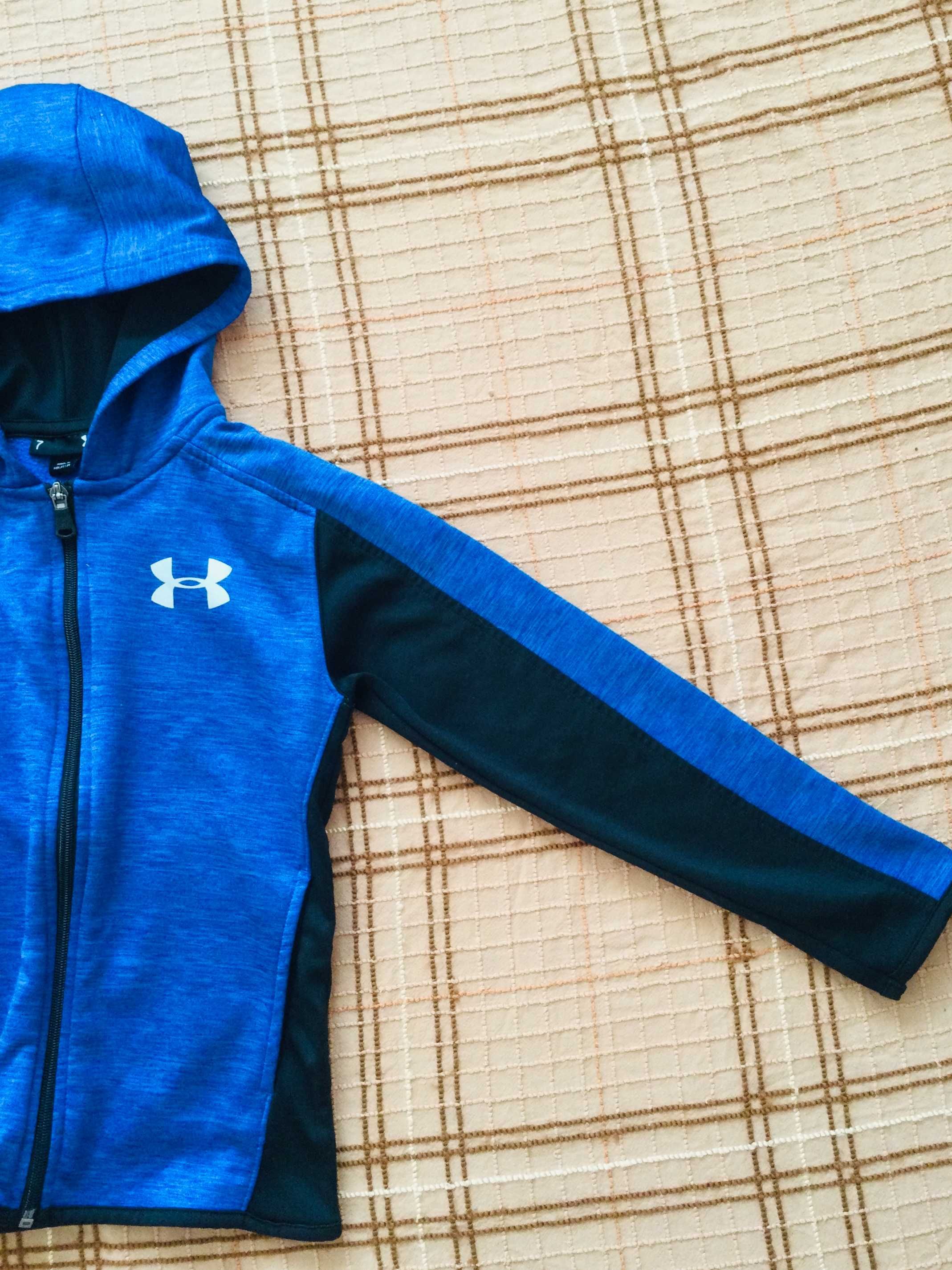 7 рок. Under Armor професійне утеплене Худі dry fit. Толстовка.