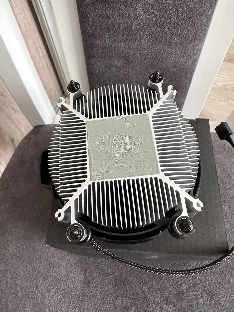 Chłodzenie do procesora ryzen 5 2400g (NOWE) !