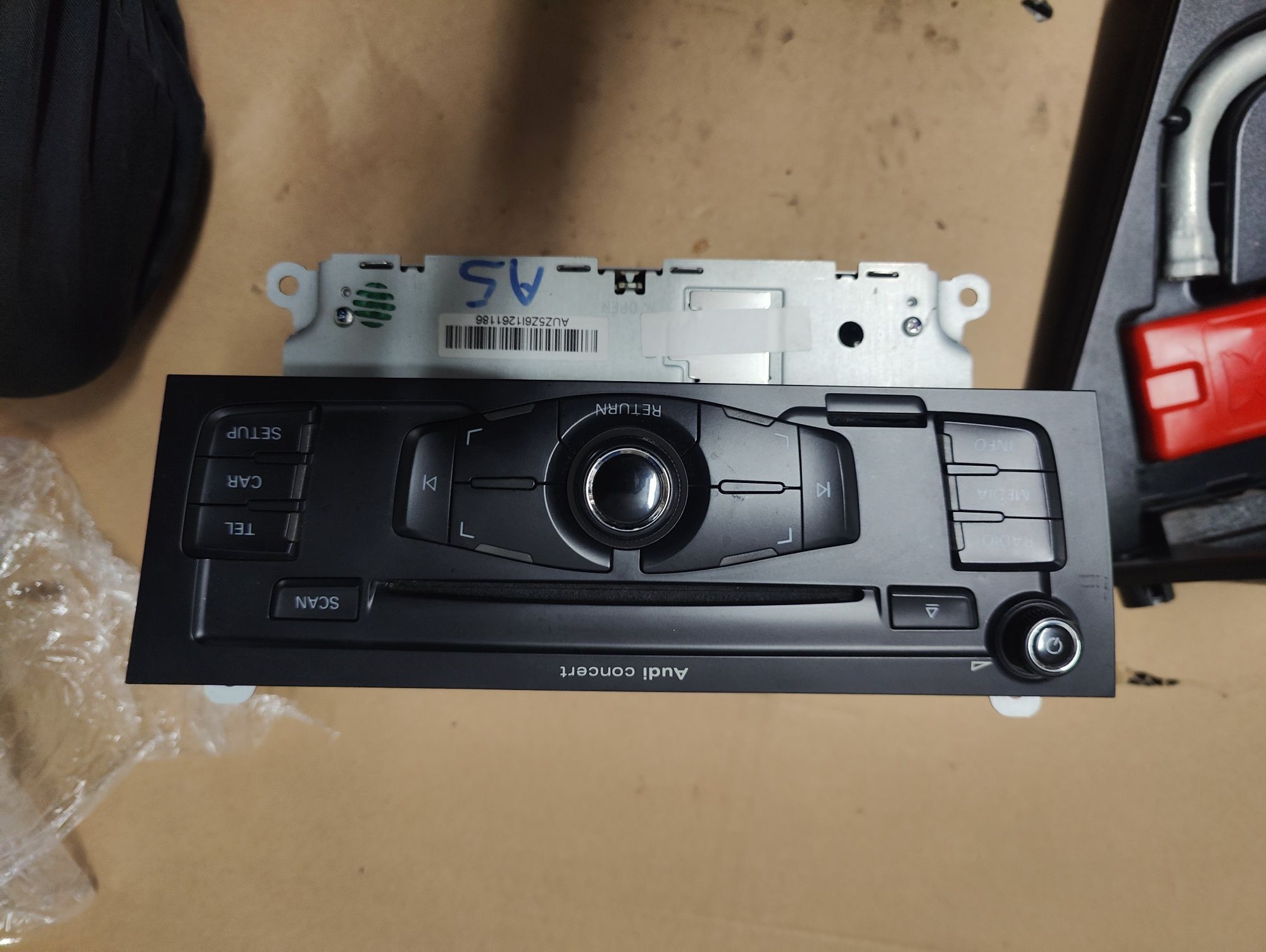 Radio concert audi A5 8t a4 B8
