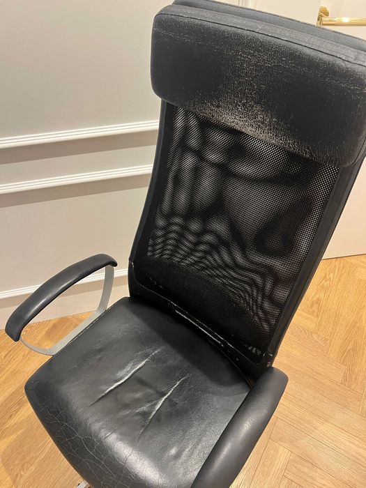 Skórzany Fotel biurowy IKEA MARKUS + kauczukowe kółka gratis