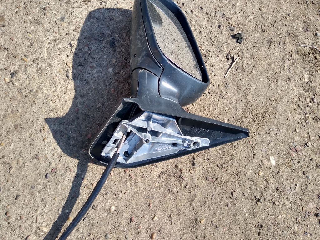 Lusterko lewe manualne czarne VW golf IV bora